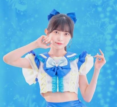 驚異のウエスト52cm&体重39キロ!合法なのにイケナイ感じ 黒崎氷菜“山形弁”デジタル写真集