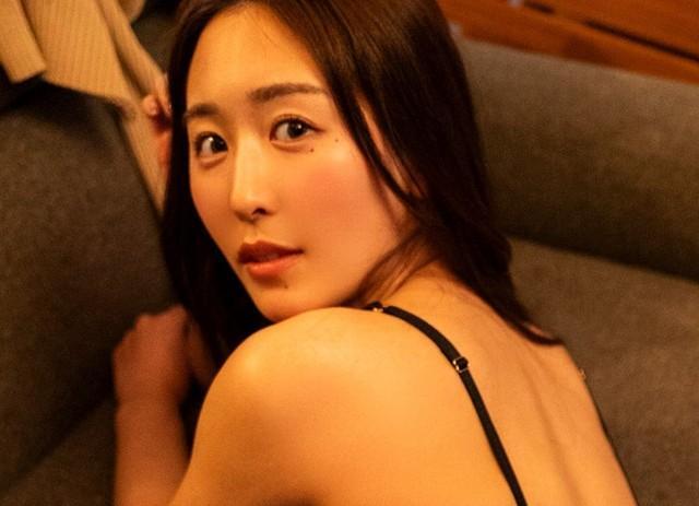 三輪晴香 SPA!デジタル写真集「本当は小悪魔？」（扶桑社）より＝提供：週刊SPA!編集部／撮影：佐藤佑一／ヘアメイク：スミホシナ／スタイリング：葉月