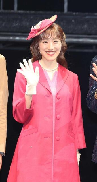 36歳宝塚元トップ娘役、第1子出産を発表「一瞬一瞬を大切に重ねて