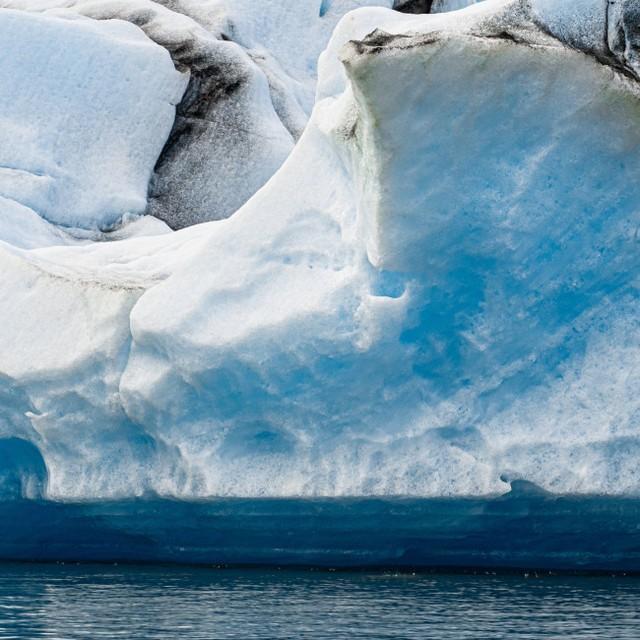 66年前に行方不明となった南極研究者の遺体が氷河で発見
