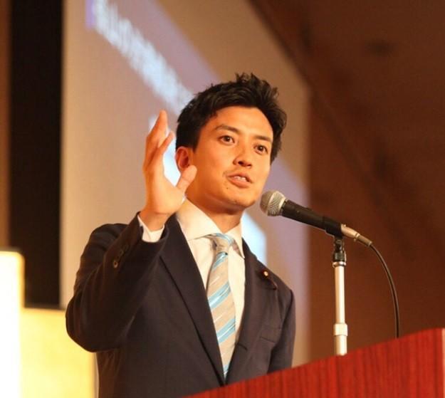 小林史明氏のインスタグラム＠kobayashifumiakiより