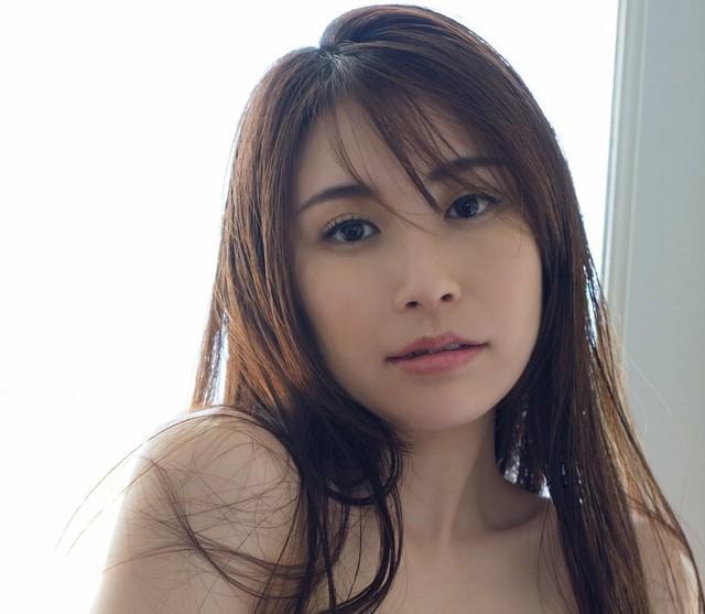 「FLASH」（25年9月2日発売号）に登場した高村梨々花ⓒ光文社／週刊FLASH（写真・塩原洋）