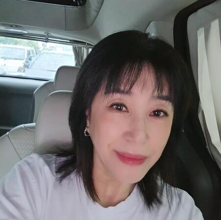 キム・ミギョンの公式インスタグラム@kim_mee_kyungより