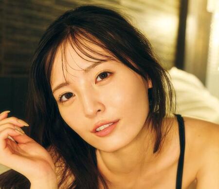 「FLASH」（25年10月7日発売号）に登場した由良ゆらⓒ光文社／週刊FLASH（写真・高橋慶佑）