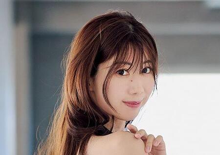 生田ちむ「週刊SPA!」（扶桑社）2025年10月14・21日号より＝撮影：岡本武志 ヘアメイク：市嶋あかね スタイリング：菊地文子