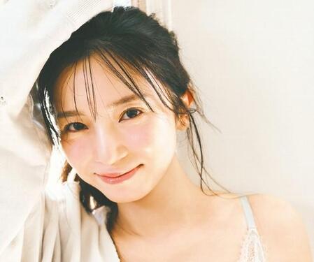 「FLASH」（25年10月28日発売号）に登場した入来茉里ⓒ光文社／週刊FLASH（写真・千葉タイチ）