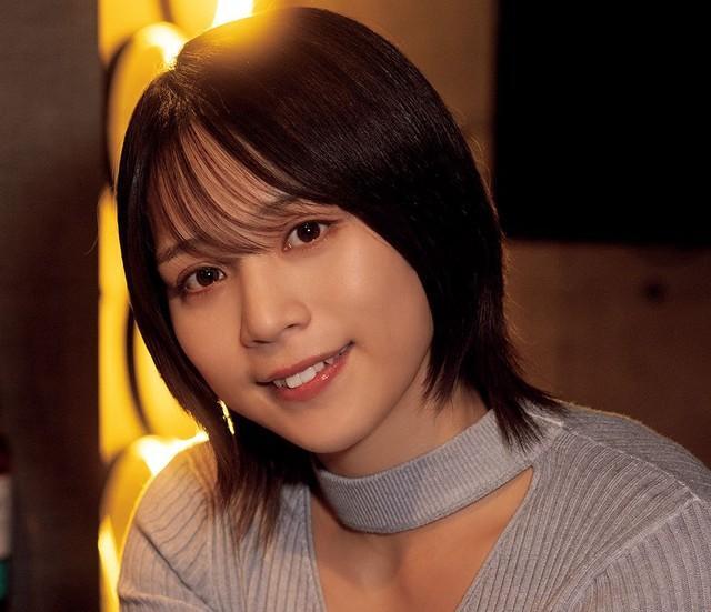 山岡雅弥「週刊SPA!」（扶桑社）2025年11月18日号より＝撮影：中山雅文 ヘアメイク：氏川千尋 スタイリング：毛塚由恵