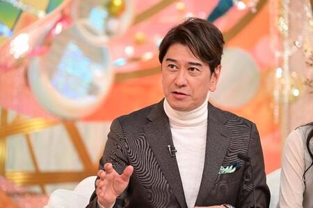 新婚トークを繰り広げる川崎麻世＝「新婚さんいらっしゃい！」11月16日放送回よりⓒABCテレビ