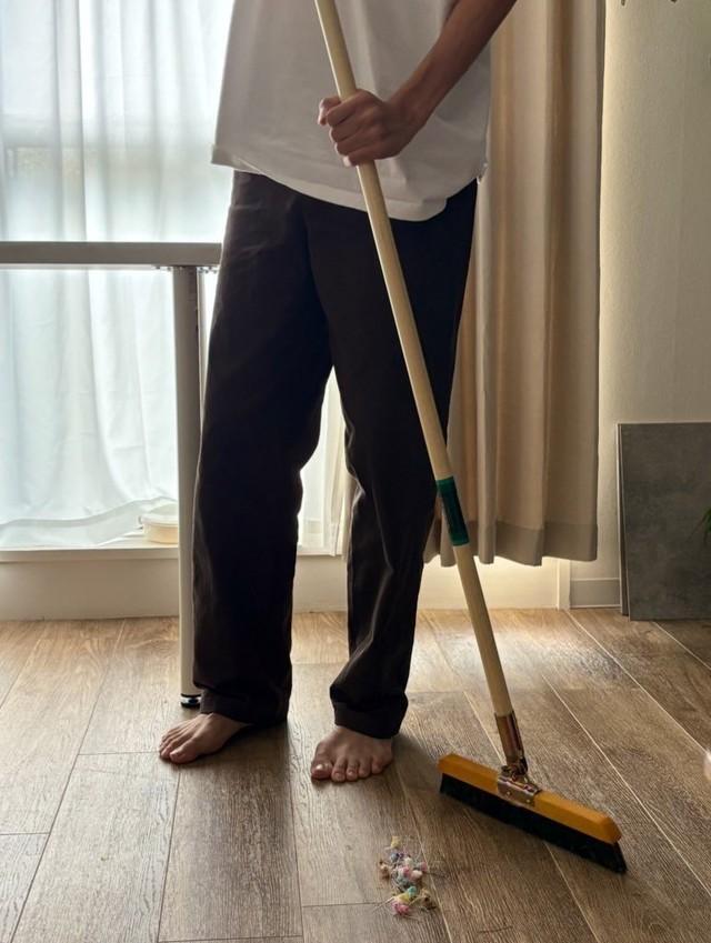 懐かしの掃除グッズが話題に（かにかにパニックさん提供）