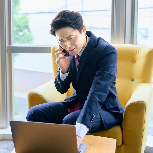 しつこい勧誘電話は違法じゃないの？　※画像はイメージです（kuro2/photoAC）