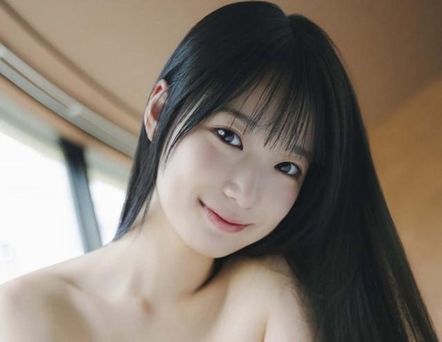 百田汐里 デジタル限定写真集「無垢な彼女」（ワニブックス）より＝撮影：カノウリョウマ