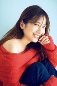 「FLASH」（25年12月16日発売号）で表紙・巻頭を飾った笹崎里菜ⓒ光文社／週刊FLASH（写真・神藤 剛）