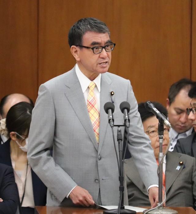 衆院特別委員会の閉会中審査で答弁する河野太郎デジタル相