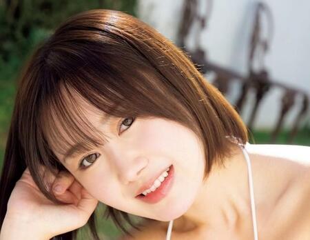 「FLASH」（25年12月23日発売号）に登場した鳥海かうⓒ光文社／週刊FLASH（写真・木村哲夫）