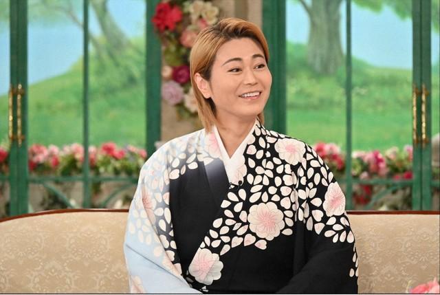 「徹子の部屋」に出演する氷川きよし＝テレビ朝日提供