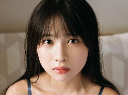 芳賀礼1st写真集「ぽんっ」（双葉社）より＝撮影/酒井貴弘