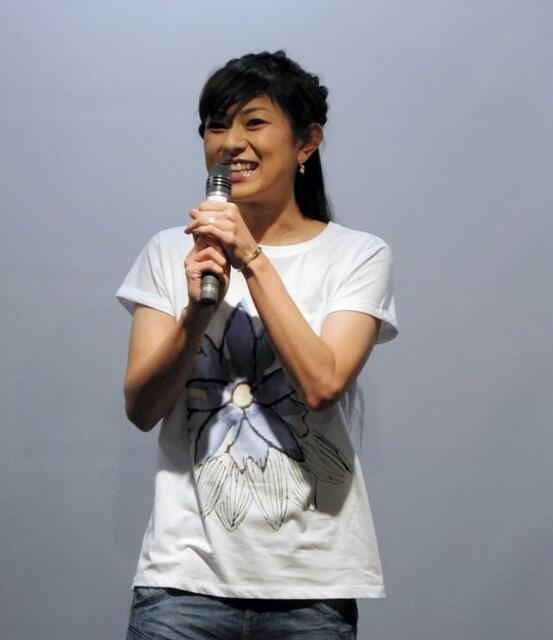 石黒彩＝2015年9月撮影