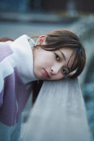 「週刊少年マガジン」（講談社）2026年1月21日発売号に登場した一ノ瀬瑠菜＝撮影／藤本和典、スタイリング／melon、ヘアメイク／佐藤ありさ、コーディネート／福澤卓弥、デザイン／松本麻実（GROSVENOR design.）