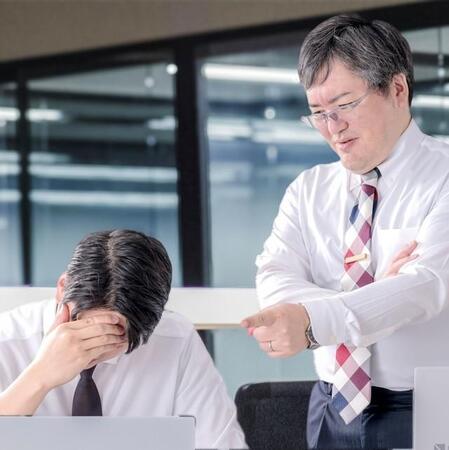 大学卒業と嘘をついていたら懲戒解雇もあり得る？　※画像はイメージです（YUTO@PHOTOGRAPHER/photoAC）