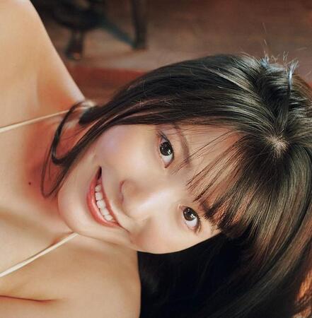 小日向優花「週刊SPA!」（扶桑社）2026年２月10日号より＝撮影／岡本武志 ヘアメイク／矢部恵子 スタイリング／佐賀愛衣