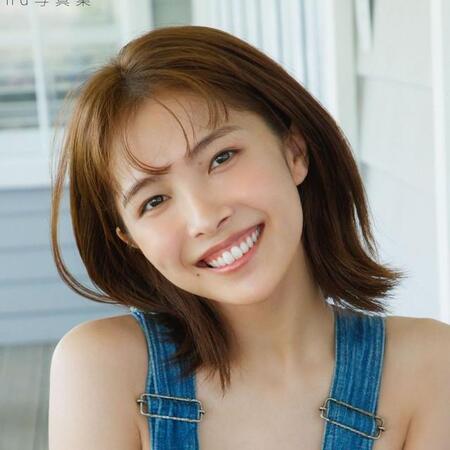 寺本莉緒 2nd写真集（講談社）よりⒸ菊地泰久