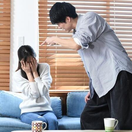 ずっと罵られながら生活するのはもう限界…　※画像はイメージです（こうまる/photoAC）