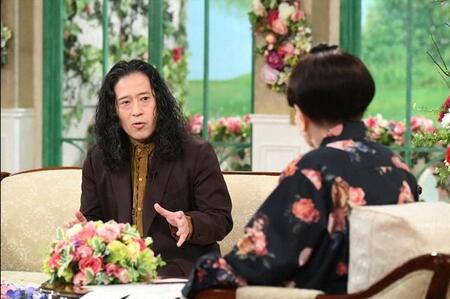 「徹子の部屋」　 黒柳徹子（右）、又吉直樹＝テレビ朝日提供