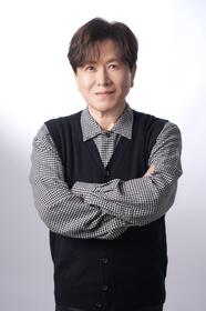 声優の三ツ矢雄二