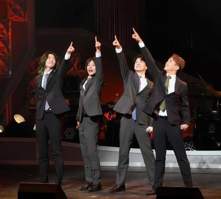 モナキの（左から）サカイJr.、おヨネ、ケンケン、じん