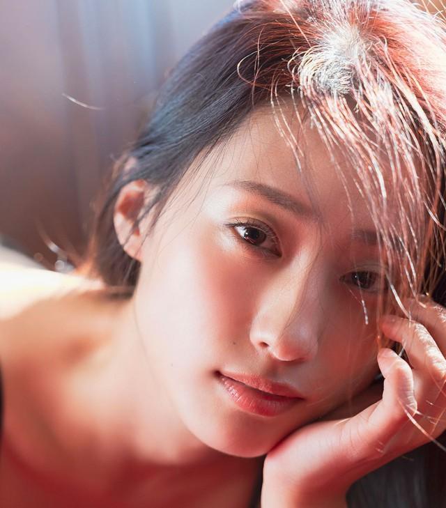 澄田綾乃 SPA！グラビアン魂デジタル写真集「美しく感じて……」（扶桑社）より＝提供：週刊SPA!編集部 撮影：唐木貴央 ヘアメイク：萩村千紗子 スタイリング：菊地文子