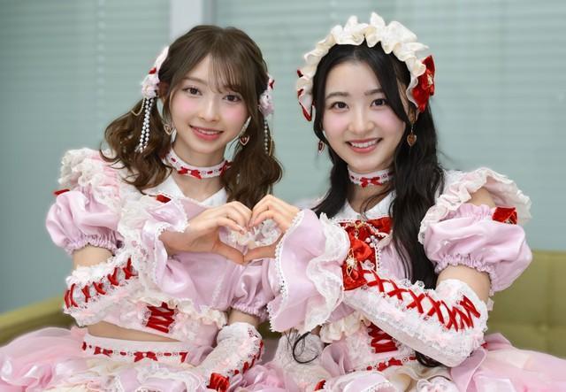 辻野かなみ（左）と杏ジュリア(撮影・金居みつよし）