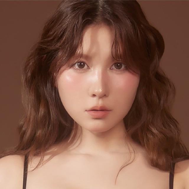 ランジェリーブランド「RAVIJOUR（ラヴィジュール）」の着用モデルを務めた谷口めぐ