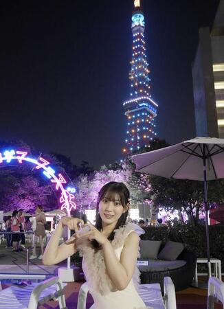 CanCamナイトプールを楽しむ久木田帆乃夏＝東京プリンスホテル GARDEN POOL