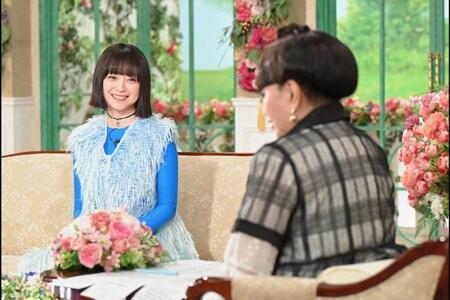 「徹子の部屋」  黒柳徹子(右)、安達祐実＝テレビ朝日提供