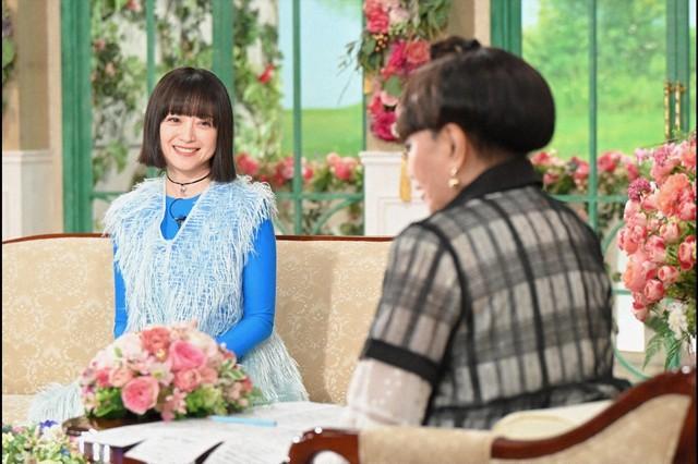 「徹子の部屋」  黒柳徹子(右)、安達祐実＝テレビ朝日提供