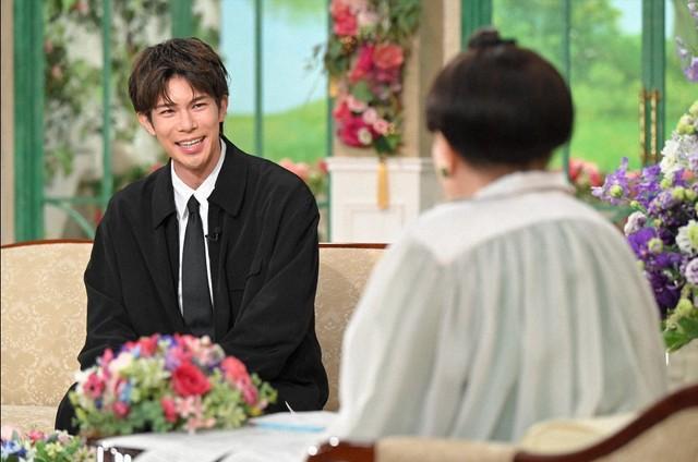 「徹子の部屋」    黒柳徹子(右)、柿澤勇人＝テレビ朝日提供
