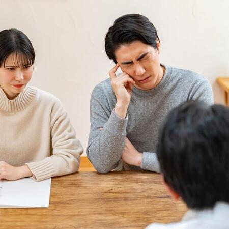 母の介護が絡む兄妹の確執は深い…　※画像はイメージです（ponta1414/photoAC）