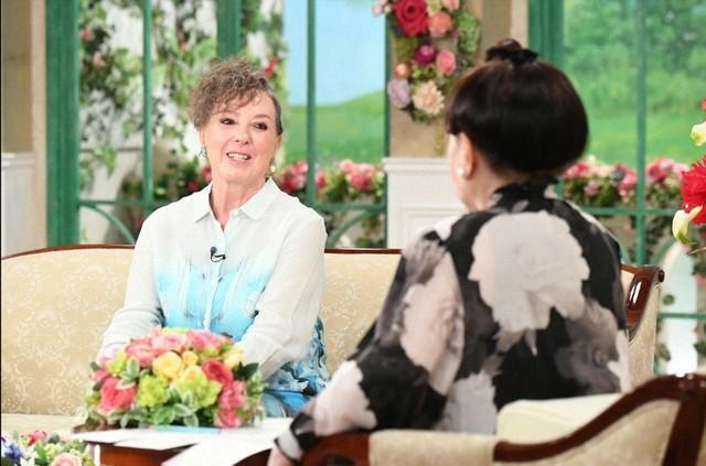 「徹子の部屋」 黒柳徹子(右)、ロザンナ＝テレビ朝日提供