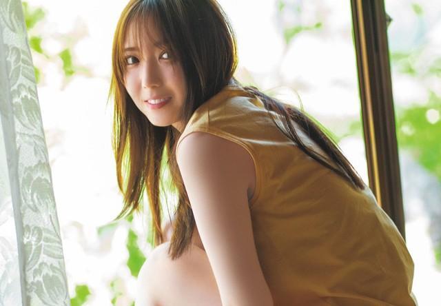 23歳のオトナな夏休み!存在感&円熟味増したスタイルに「年々美人に 23歳のオトナな夏休み!存在感&円熟味増したスタイルに「年々美人に