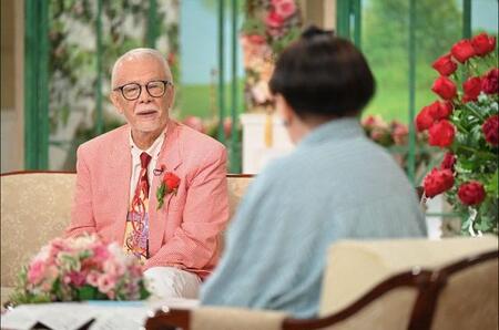 「徹子の部屋」    黒柳徹子(右)、マイク眞木＝テレビ朝日提供