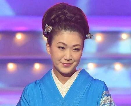市川由紀乃＝2022年