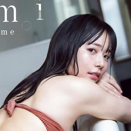 前も後ろも最強！タプンとド迫力の二刀流ショット｢元気が出る内容に
