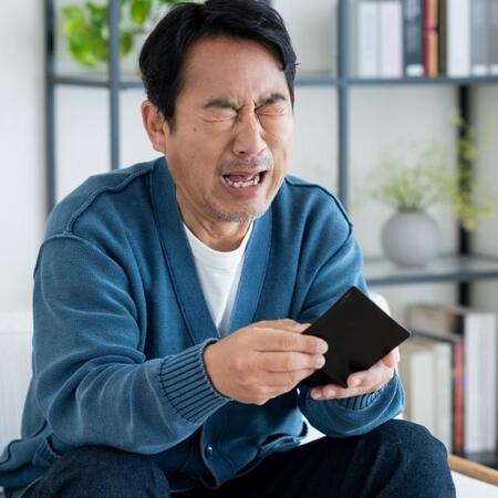 なんでこんなに自動車税って上がるの？！　※画像はイメージです（arancione/photoAC）