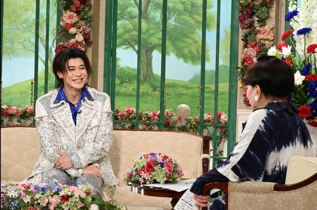 「徹子の部屋」    黒柳徹子(右)、新浜レオン＝テレビ朝日提供