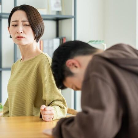どれだけ謝っても口を聞いてもらえない…　※画像はイメージです（arancione/photoAC）