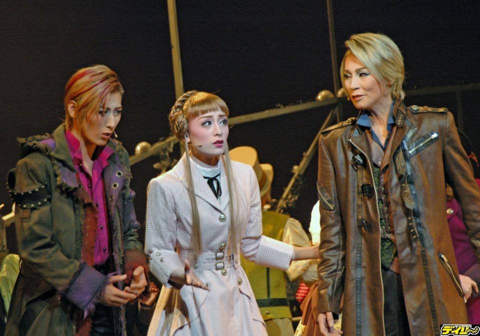 花組バウホール アイラブアインシュタイン 16年9月15日 宝塚フォト デイリースポーツ Online