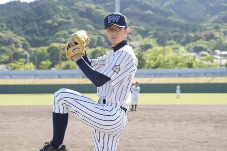 野球部の相手チームのリリーフピッチャーは、あの翔也（佐野勇斗）だった