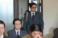 緊張した面持ちの嵩（北村匠海）が入っていった会社は…