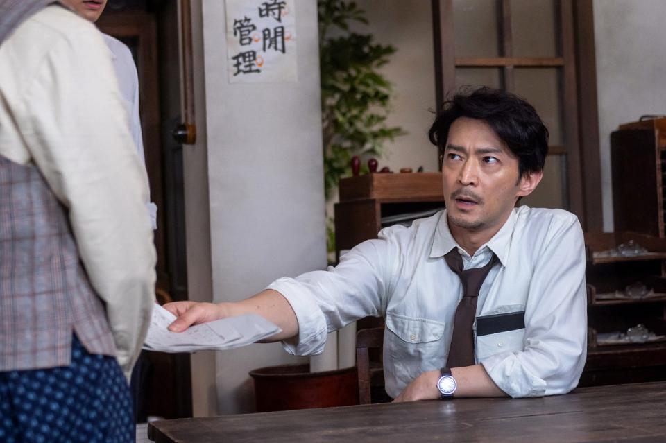 　のぶの記事に声を荒げる東海林（津田健次郎）