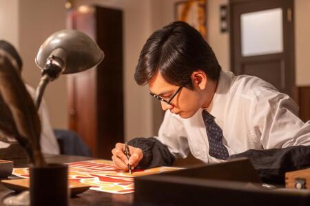 三星百貨店で順調に仕事をこなす嵩（北村匠海）